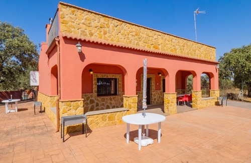 Obejo Ski Chalet | Cubo's Casa Pedroche Hacienda El Encinar/free wifi/air conditioning