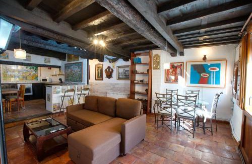 Old Town Apartment | Cuencaloft Mirador de San Pedro