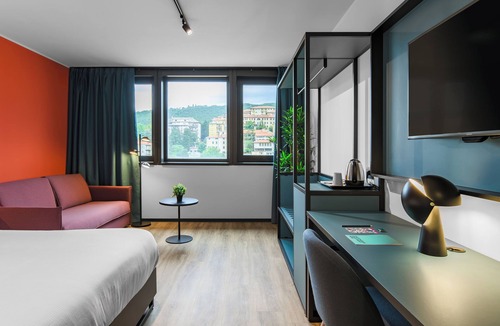 San Giovanni-Chiadino-Rozzol Hotel | CX Trieste Giulia