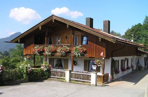 Fischbachau Cottage | Cyclamen (Category A) - Gästehaus Sonnenbichl