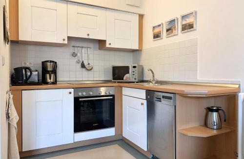 Binz Apartment | Dünenpark Binz - Komfort Ferienwohnung mit 2 Schlafzimmern und Balkon im Dachgeschoss 069