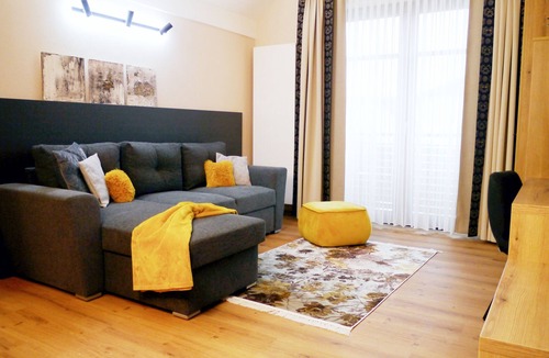 Neunburg vorm Wald House | Da`Sporrer Hotel & Wirtshaus