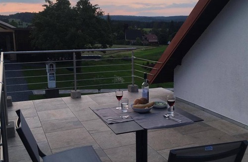 Mehlmeisel Apartment | Dachgiebeloase - Appartement/fewo, Dusche, WC, 1 Schlafraum