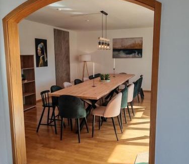 Leipheim Apartment | Das Familien Nest by ALA Living - LEGOLAND in 8min! - privater Garten & Grill