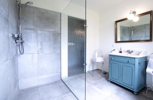 Iphofen Hotel | DAS KLEINE HOTEL IPHOFEN, Frühstückszauber, no waste, nachhaltig, nahe aller Weingüter, KNAUF GIPS KG und ConneKT, kleines Secret mit Garten & Terrassen, TV mirrorring, 55" TV, fine dining, Hunde willkommen
