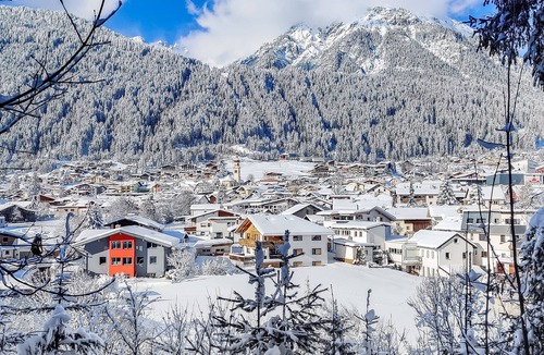 Medraz Apartment | Das Mountain Getaway - Funky ski/summer apmt w Games Room, Relax area etc