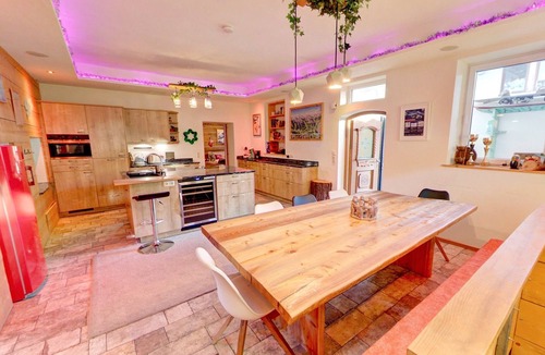 Medraz Apartment | Das Mountain Getaway - Luxurious, new apartment with super facilities.