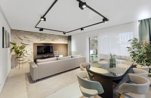 Weststadt Apartment | DayYoungLife mit Terrasse Grill Parkplatz