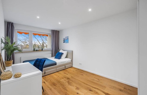 Aubing-Sud Resort | 75 m² Private room ∙ 1 bedroom ∙ 1 guest