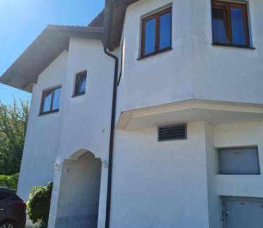 Friedrichshofen-Hollerstauden Bed & Breakfast | 19 m² Bed and breakfast ∙ 2 guests