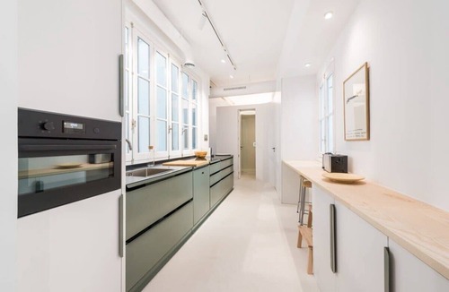 Palos de la Frontera Apartment | Delicias | Designer 2 bedroom apartment in Atocha