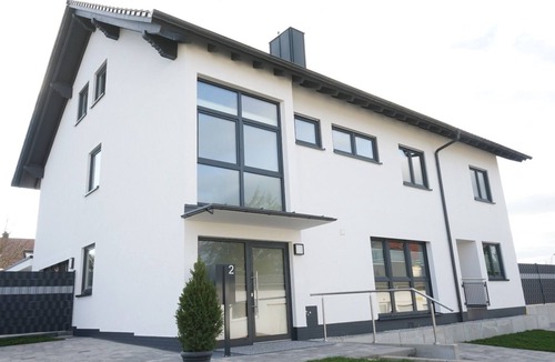 Sulzbach am Main Apartment | Deluxe apartment with 3 bedrooms (approx. 90 sqm)