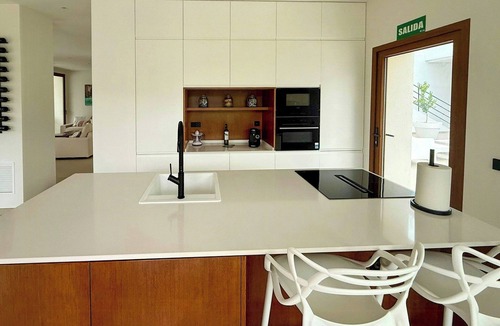Montanejos House | Design villa with heated pool in Montanejos