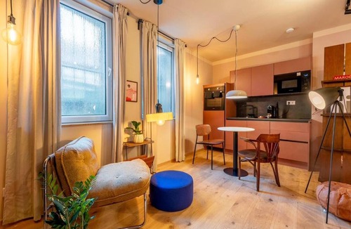 Mitte Apartment | Design Wohnung EG | Nähe Messe