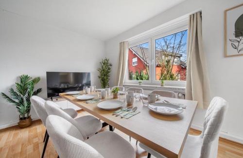 Mitte Apartment | Design-Wohnung I Balkon I zentral I Küche