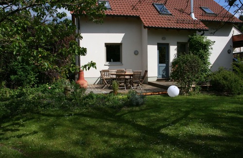 Kurort Gohrisch House | Detached, comfortably furnished holiday home with a wonderful garden
