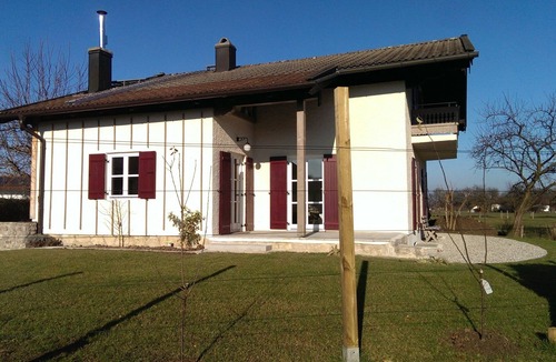 Luft House | Detached house with garden in a quiet location - a few minutes to the lake