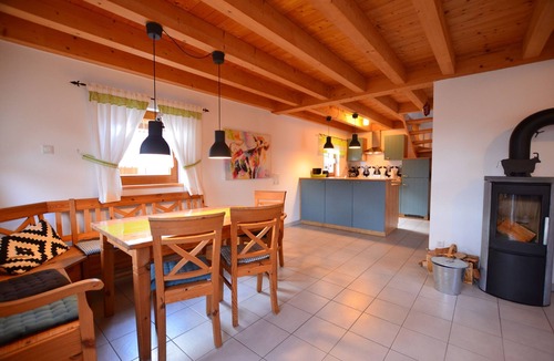 Lechbruck House | Detached vacation home with fireplace, balcony and garden in the Via Claudia vacation village