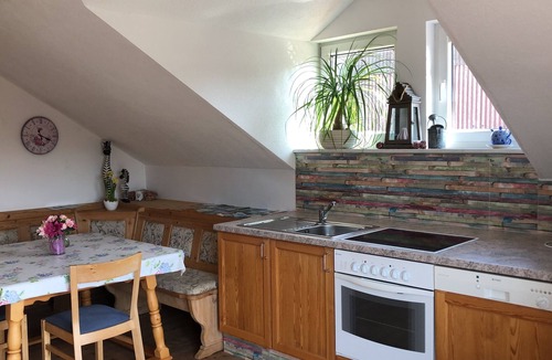 Sulzberg Apartment | Dexterzucht Allgäu, Rundflüge, Kutschfahrten, Großzügige Ferienwohnung