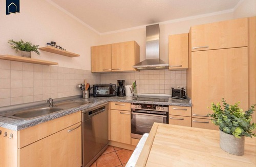 Korswandt House | DHH See- Idyll 2 - Ruhig Gelegene Doppelhaushälfte für Max. 6 Personen mit Kamin und Wlan
