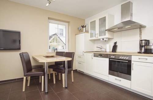 Thiessow Apartment | Die Ferienwohnung 02 im Ferienhaus De Niege Wech