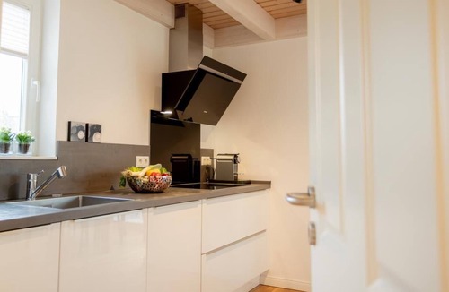 Nordhorn House | Dock 2 - great vacation home for up to 6 people with wood-burning stove and sauna - pets welcome
