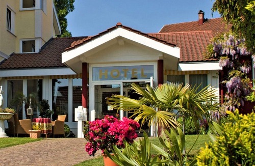 Aschach Apartment | Doppelzimmer im Stamm- oder Haupthaus, teilweise mit Balkon