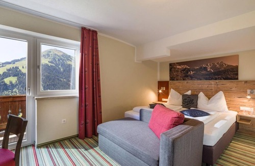 Soell House | Doppelzimmer, Dusche, WC, Balkon Frühstück - Gasthof Gruberhof