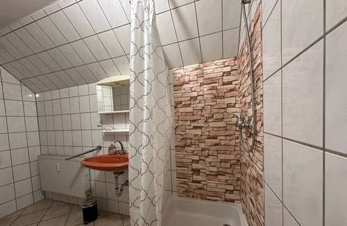 Erlangen Apartment | Doppelzimmer für 2 Gäste mit 15m² in Erlangen