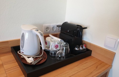 Bad Krozingen Apartment | Doppelzimmer Nr. 5 mit Balkon