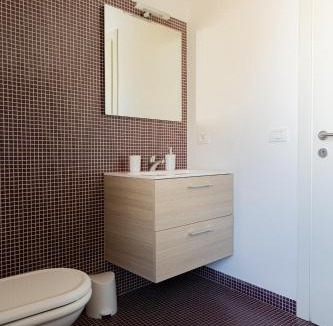 Udine Apartment | Double Private Parking, 2 Bedrooms & 2 Bathrooms - Elegant Apartment in Old Town