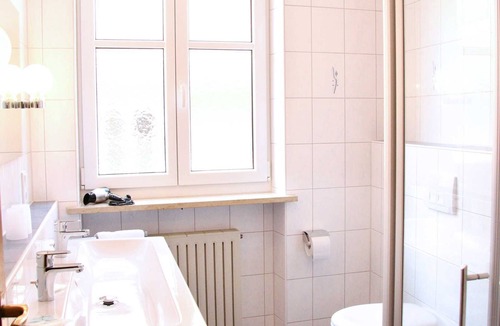 Bad Windsheim House | Double Room 1 - Hotel Garni Goldener Schwan