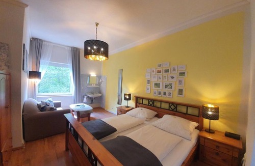 Moelln Bed & Breakfast | Double room Mühlenbach - Pension Seeschlösschen