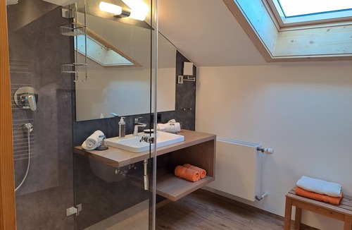 Bad Wiessee House | Double room no. 7 - Moonlight room - Moarhof Guesthouse