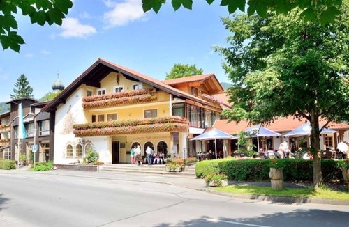 Oberammergau House | Double room Superior - Aktiv Hotel Böld & Restaurant Uhrmacher