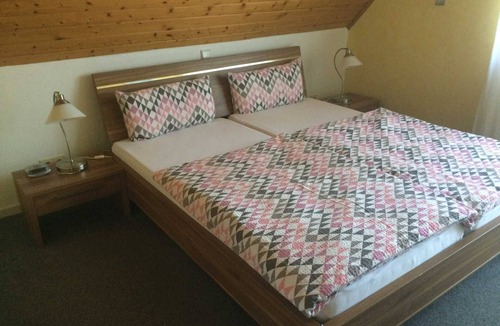 Ettenheim Bed & Breakfast | Double room with WC and shower - Gästehaus Birgitte