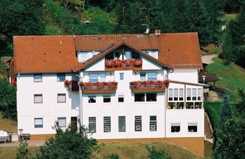 Beerfelden Bed & Breakfast | Double room without balcony 03 - Gasthaus Zum Pälterwald