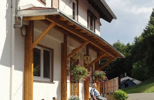 Beerfelden Bed & Breakfast | Double room without balcony 03 - Gasthaus Zum Pälterwald