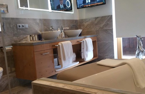 Seefeld in Tirol House | Double Superior Balcony with breakfast - Hotel Vergeiner