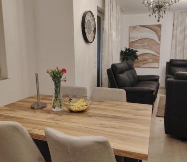 Buttenheim Apartment | Dream Home