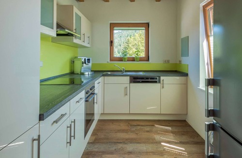Alpirsbach House | Dream Vacation home Fronwald - Sauna | Jacuzzi | Playground | Garden fenced | BBQ | Wifi