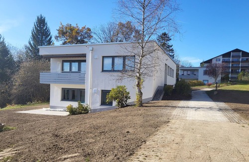 Oy House | Dream vacation with swimming pool (BOTTOM apartment)