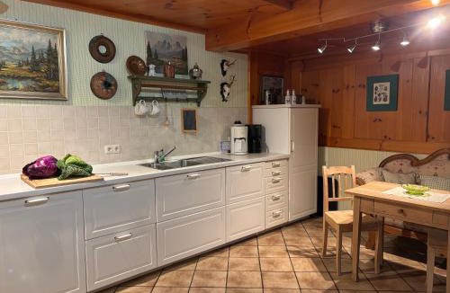 Heitlern Apartment | Dreimäderlhaus am Berg