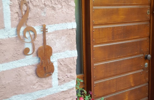 Obernburg Apartment | Duplex apartment on 2 floors with freshly tuned piano in Obernburg am Main
