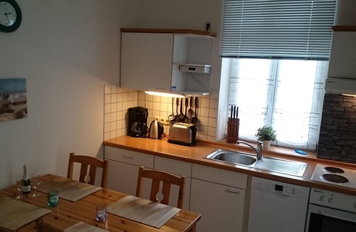 Gohren Apartment | Duplex apartment with swimming pool and sauna 200 m to the beach