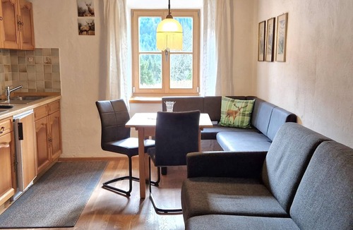 Ruhpolding Apartment | E Apartment Kaitlalm 40sqm, 1 bedroom and 1 bed-sitting room, max 4 persons