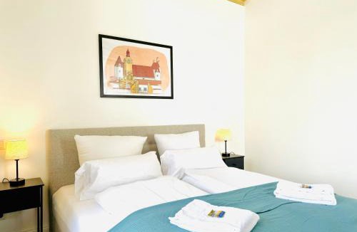Nordost Apartment | E&K living - design Apartments - SKY-TV - Audi - IN village - free parking