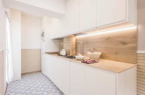 Ciudad Lineal Hotel | Edmond Vibes Ventas