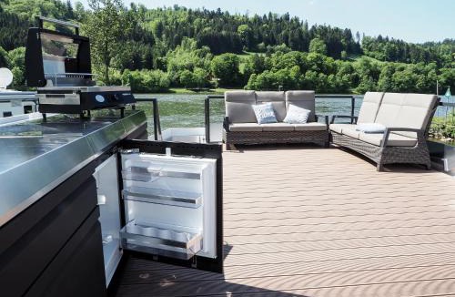 Obernzell Boat Rental | Eichberger Hausboot