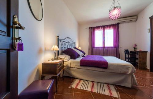 Tabladillo House | El Descanso de los Lares Casa con piscina climatizada